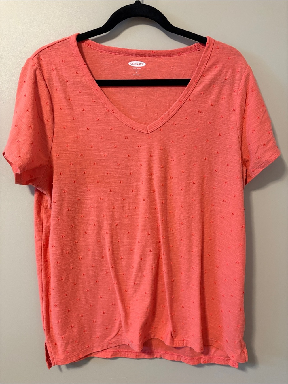 Old Navy Coral Crew V-Neck Short Sleeve Tee